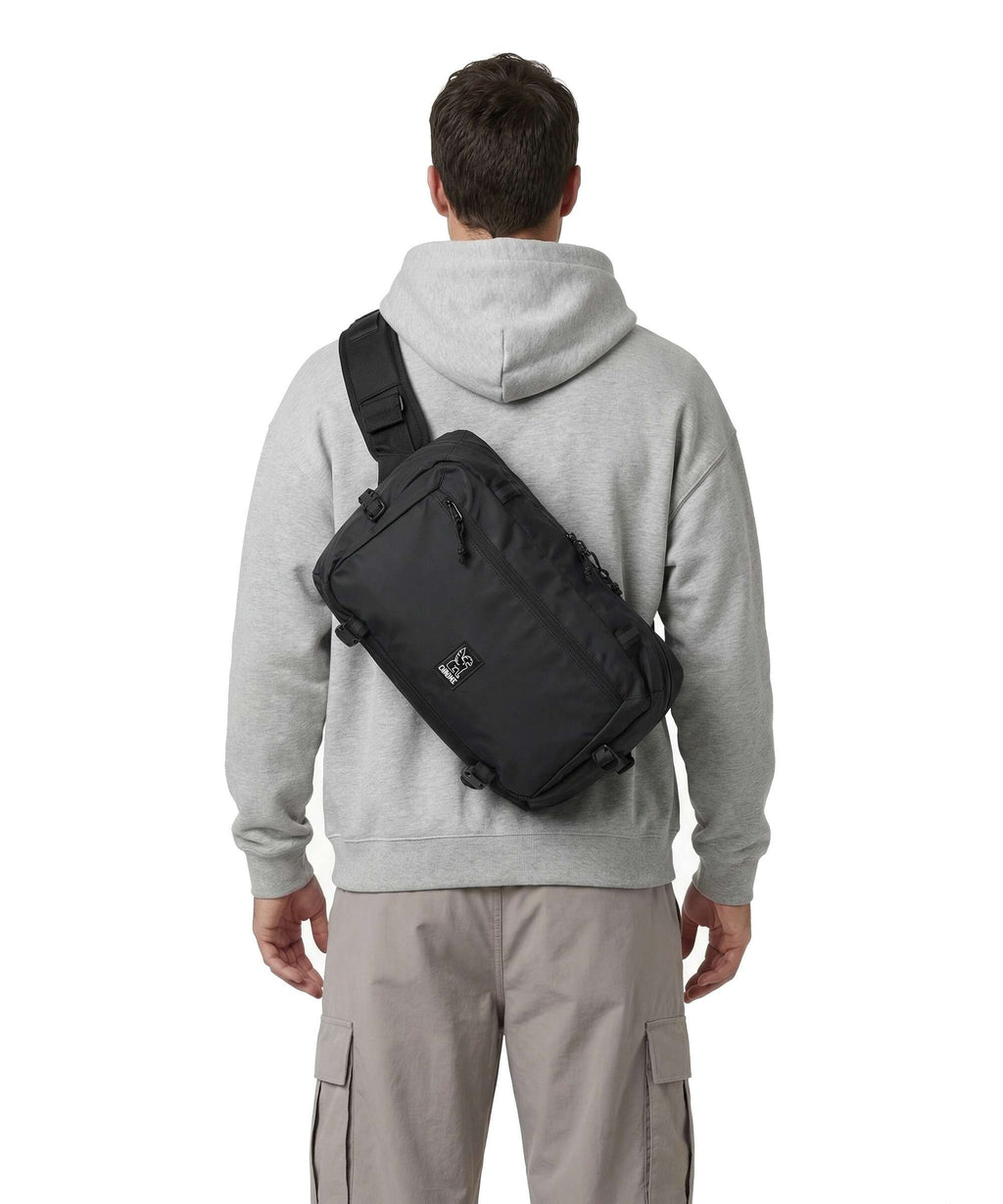 Chrome Kadet Max Crossbody bag black tarp