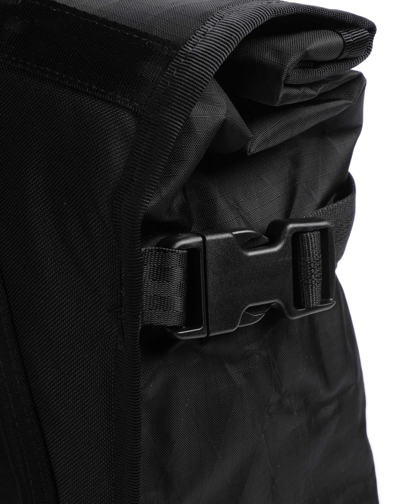 Chrome Barrage 18L Rolltop backpack black