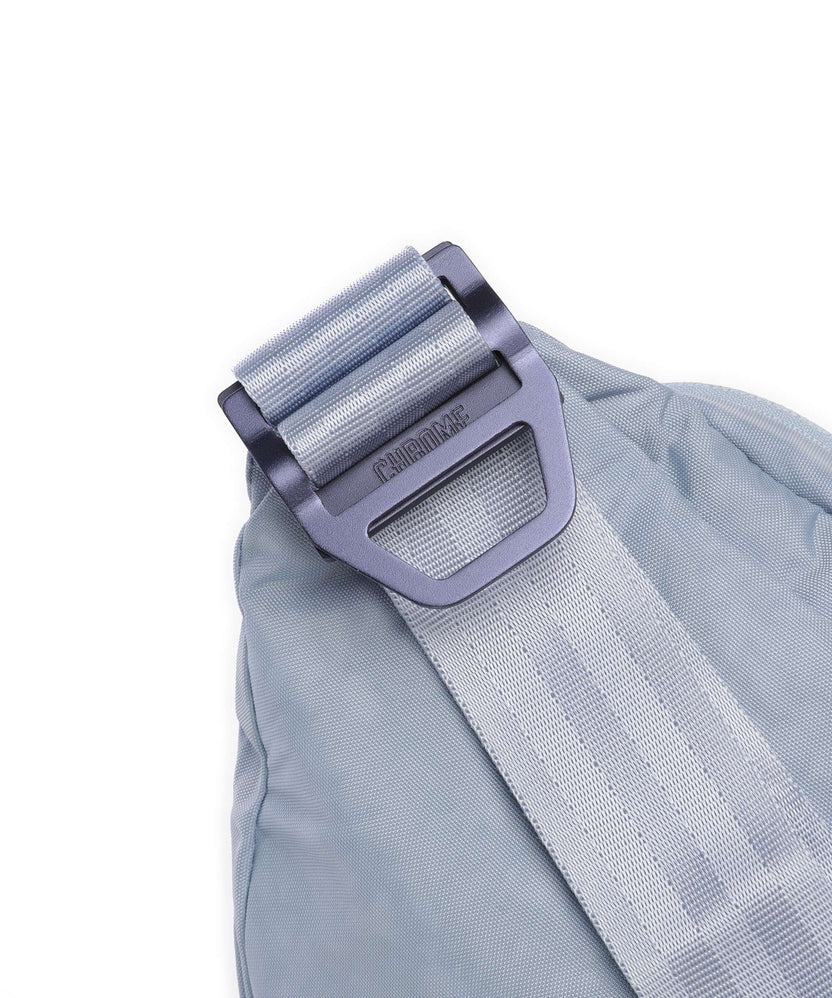 Chrome District Collection Sabin 6L Fanny pack ice shadow