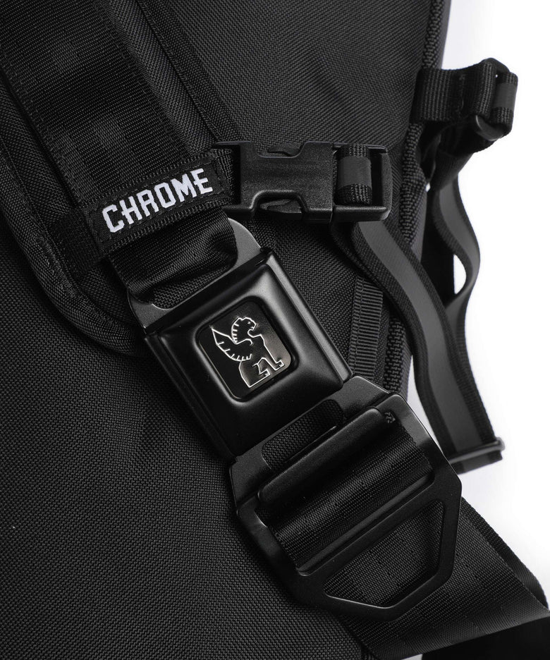 Chrome Kadet Sling bag black