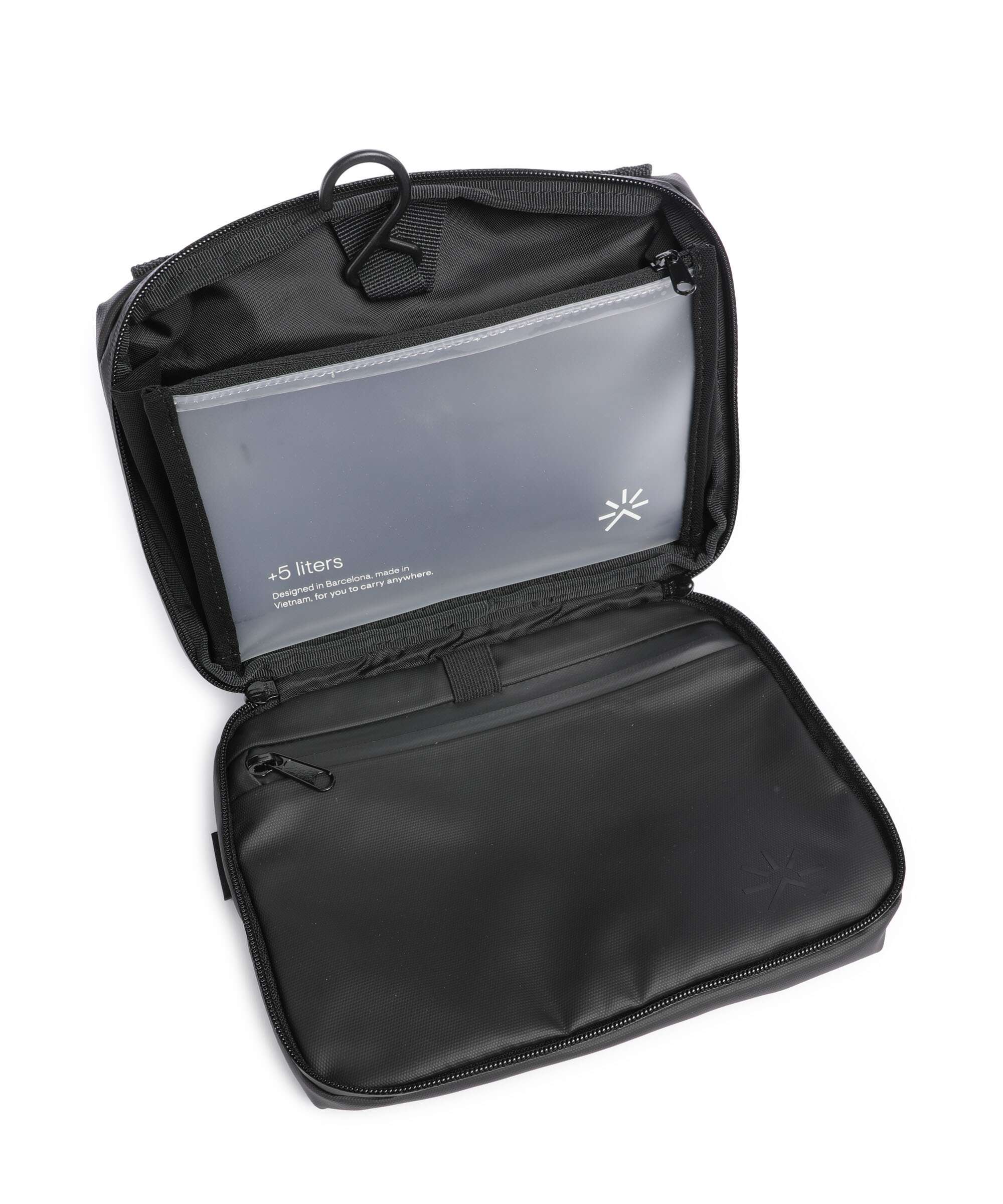 Tropicfeel SEEToiletry Travel accessory all black