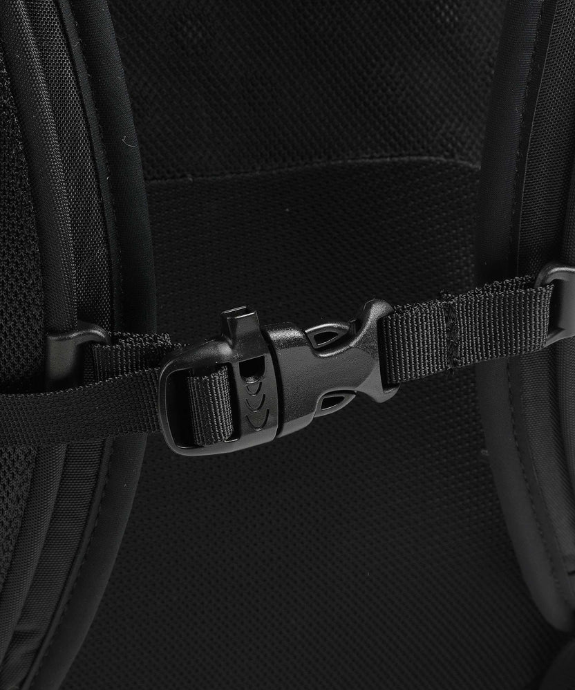 Osprey Quasar Backpack black