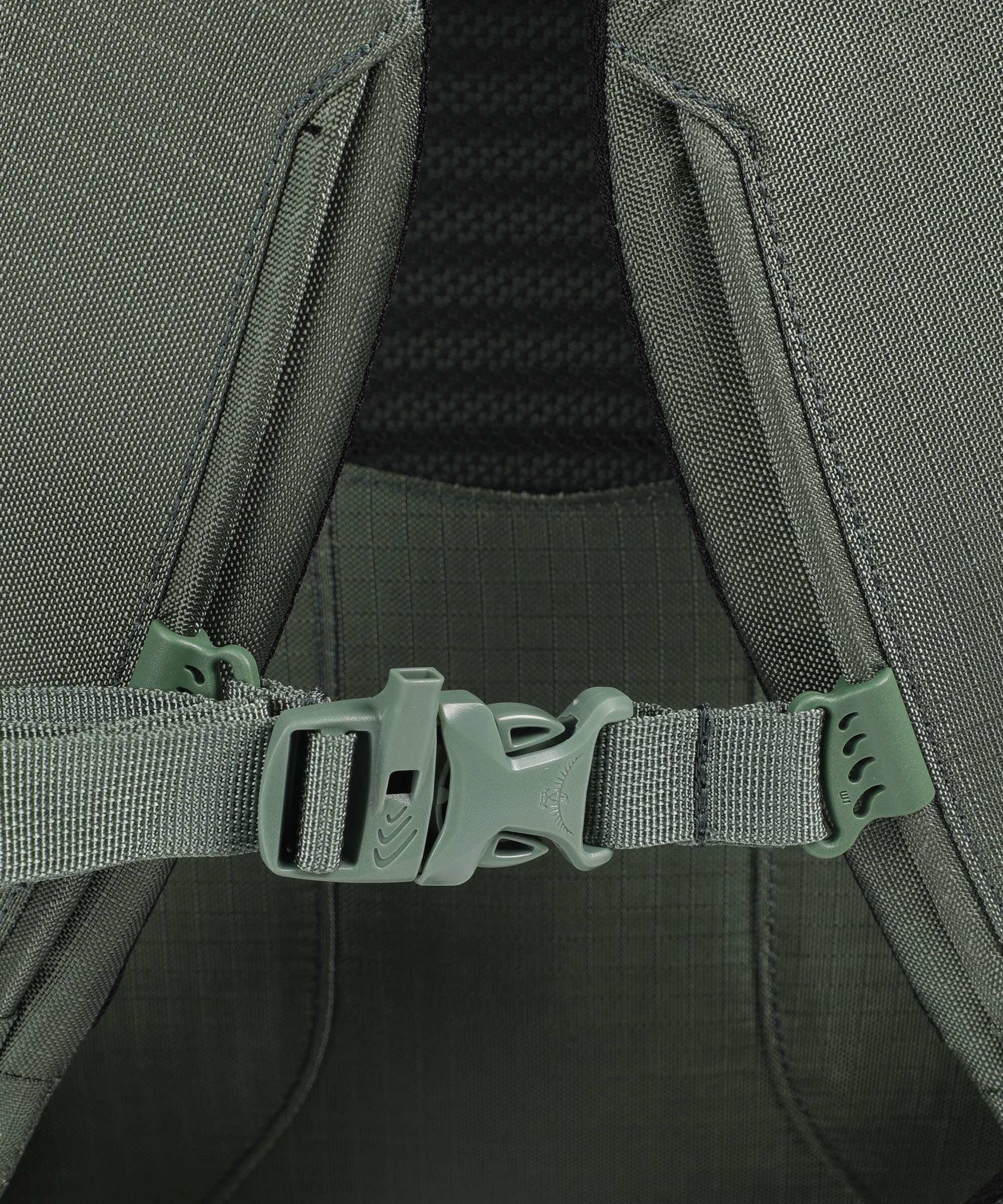 Osprey Sojourn Porter 30 Travel backpack koseret green