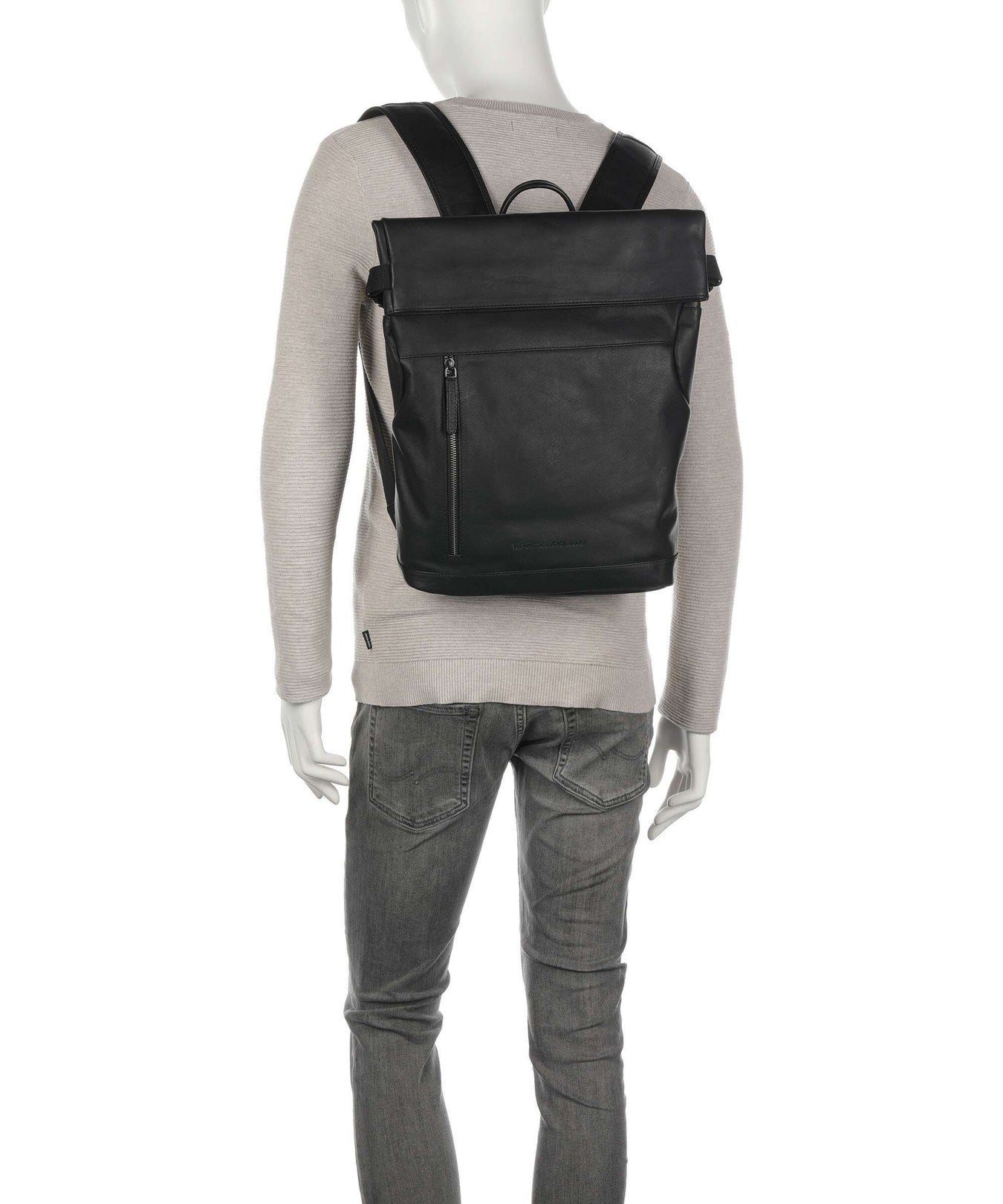 The Chesterfield Brand Cow Wax Pull Up Mazara Backpack black