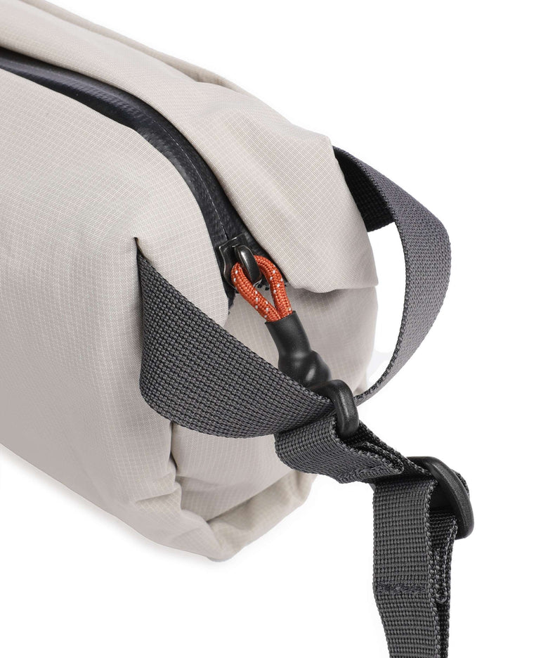 Bellroy Lite 4 Mini Sling bag ash