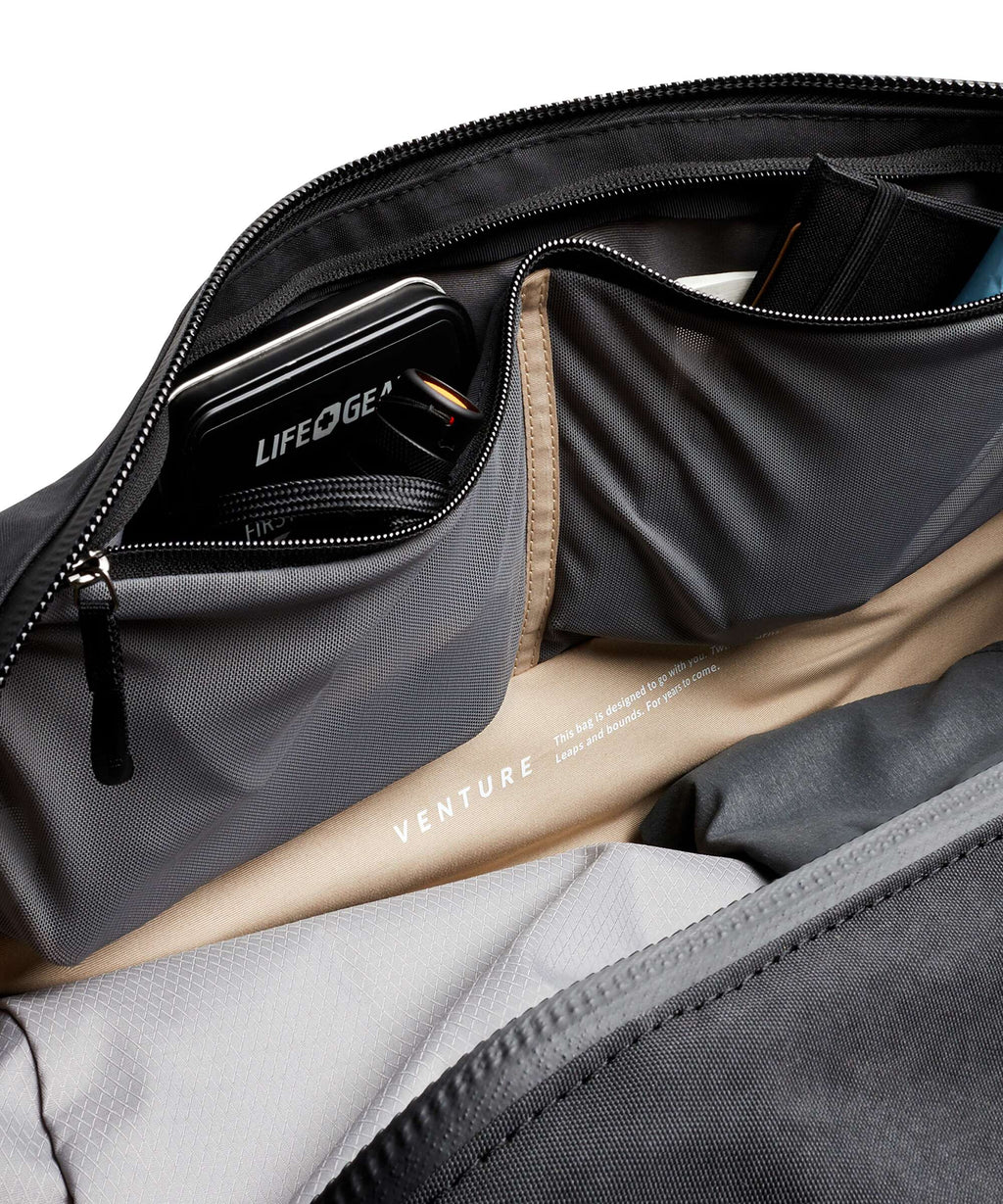 Bellroy Venture 40L Weekend bag black