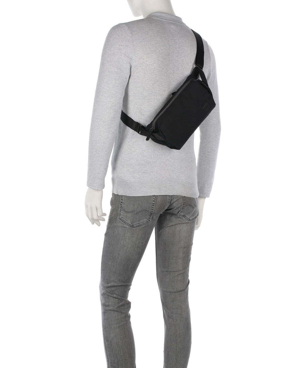 Bellroy Classic 5 Sling bag black