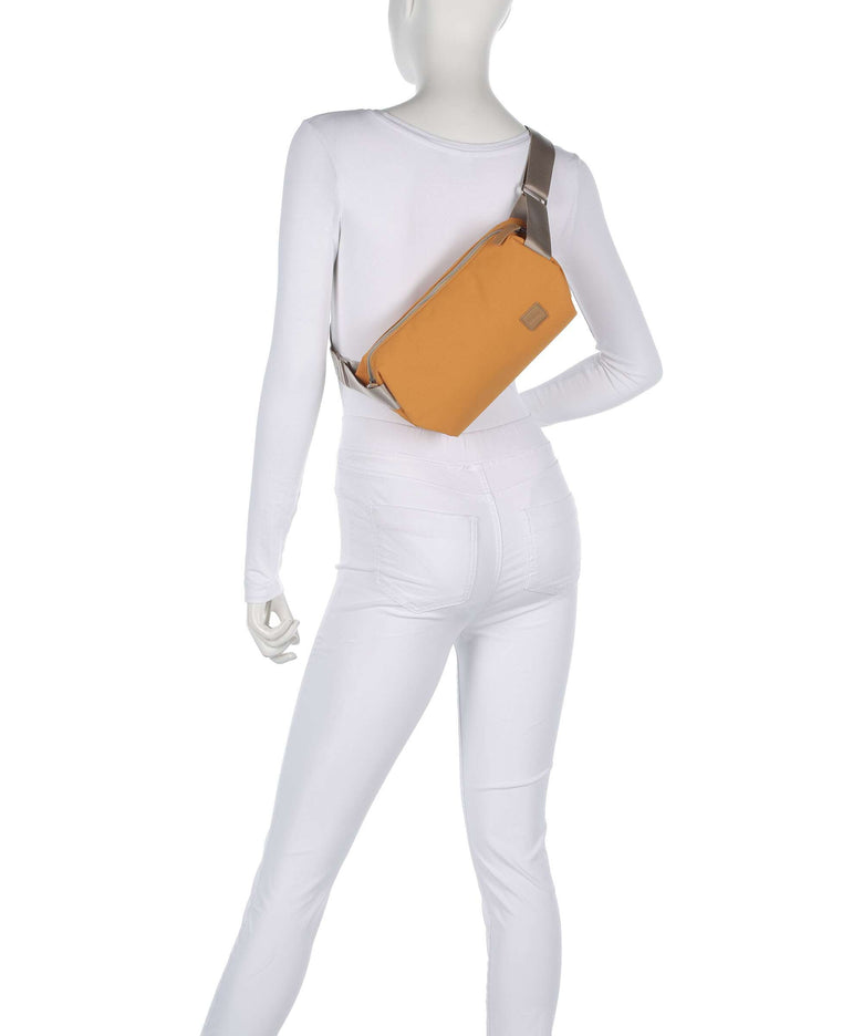 Bellroy Classic 5L Sling bag butterscotch