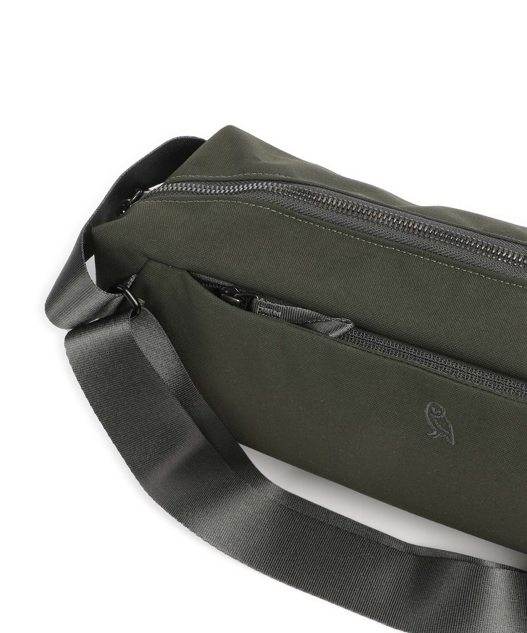 Bellroy Classic 7 Sling bag olive