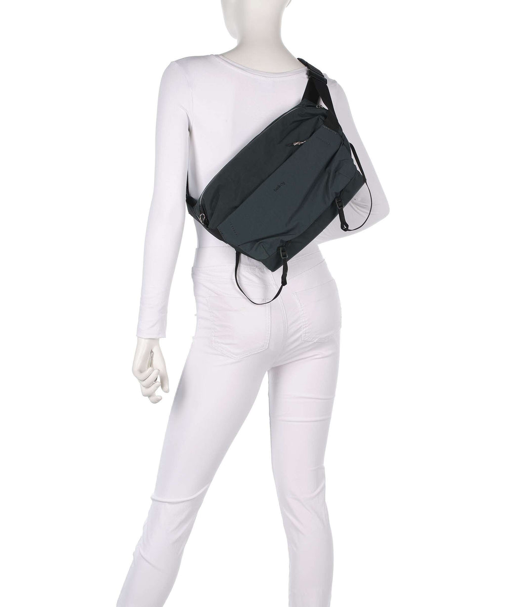 Bellroy Venture 10 Camera Belt bag deep ocean