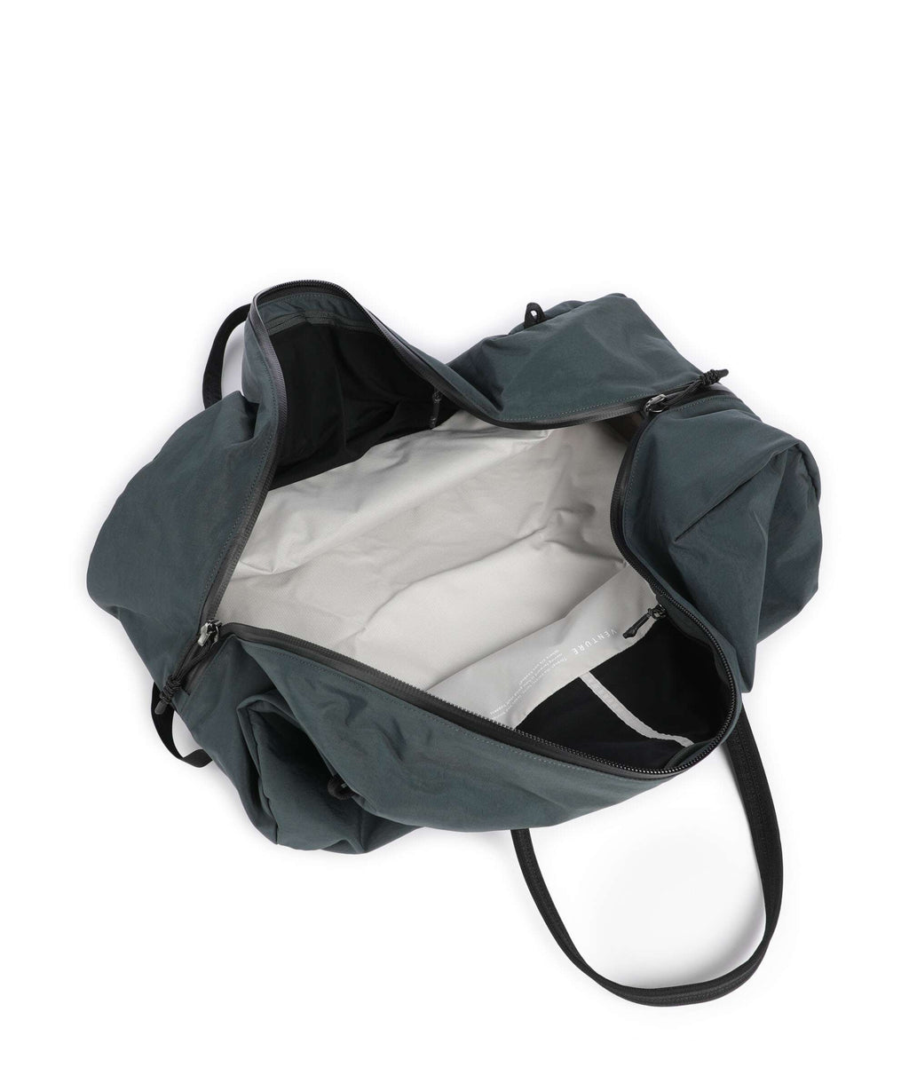 Bellroy Venture 55 Ready Weekend bag deep ocean