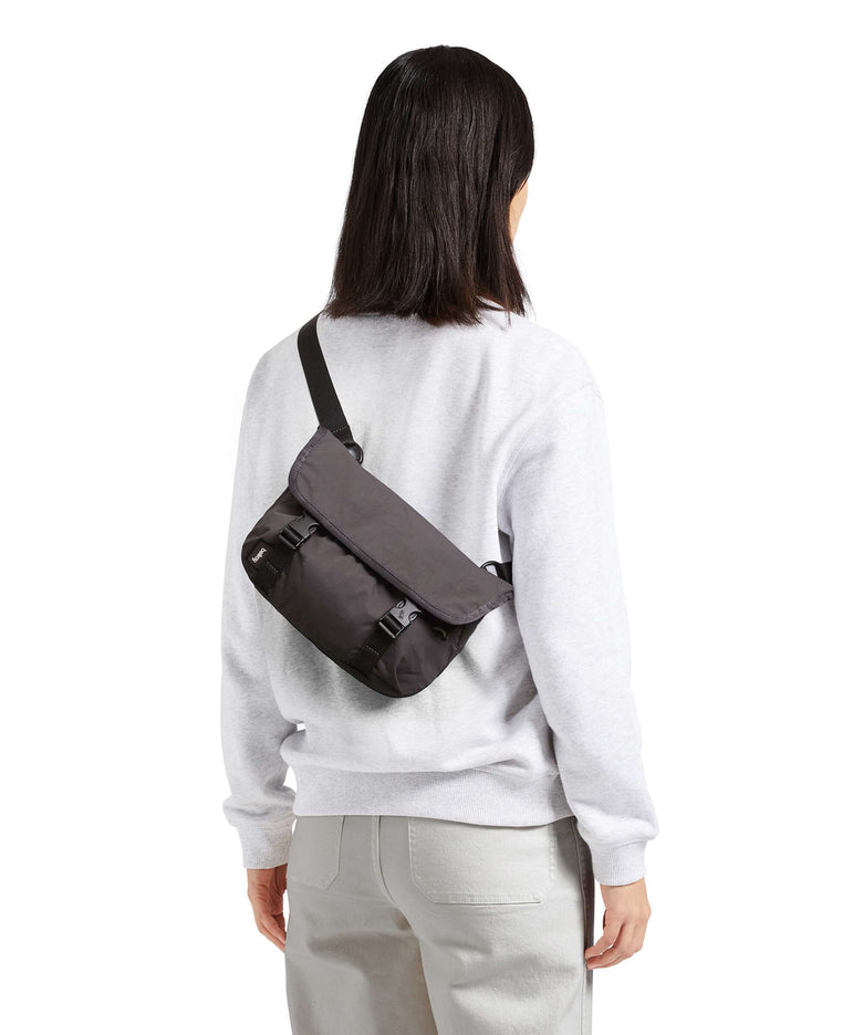 Bellroy Cinch 6 Mini Messenger bag seafoam